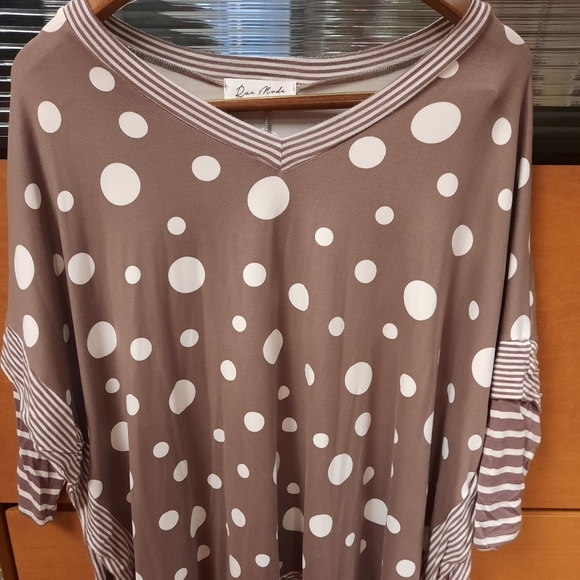 Rae Mode Tops - Pancho Top